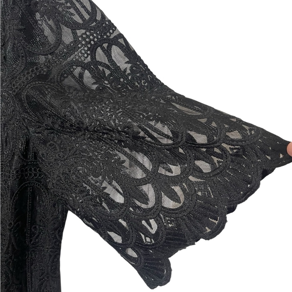 Giovanna Signature Embroidery Luxurious
Lace Black Dress Size 22W - Picture 6 of 9
